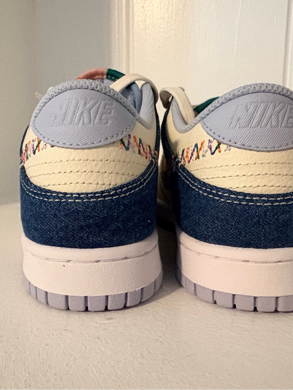 Nike Cream Low-Top Sneakers with Navy and Teal Accents - Picture 5 of 6